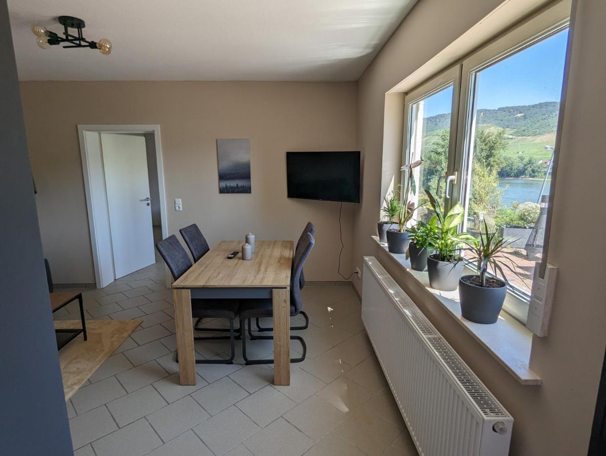 Ferienwohnung Rheinperle Niederheimbach Bagian luar foto