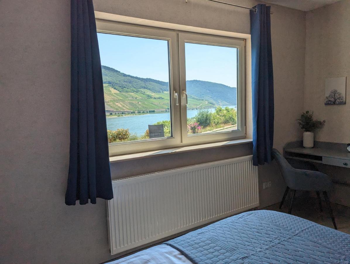 Ferienwohnung Rheinperle Niederheimbach Bagian luar foto